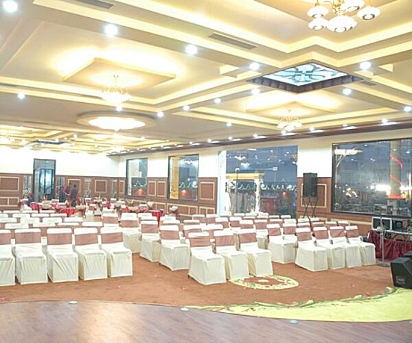 Red Sapphire Hotel & Banquets, Moradabad 4